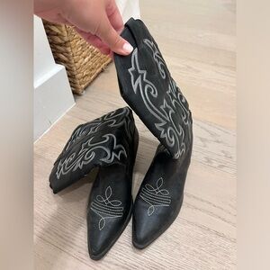 NWOT Black Cowboy Boots